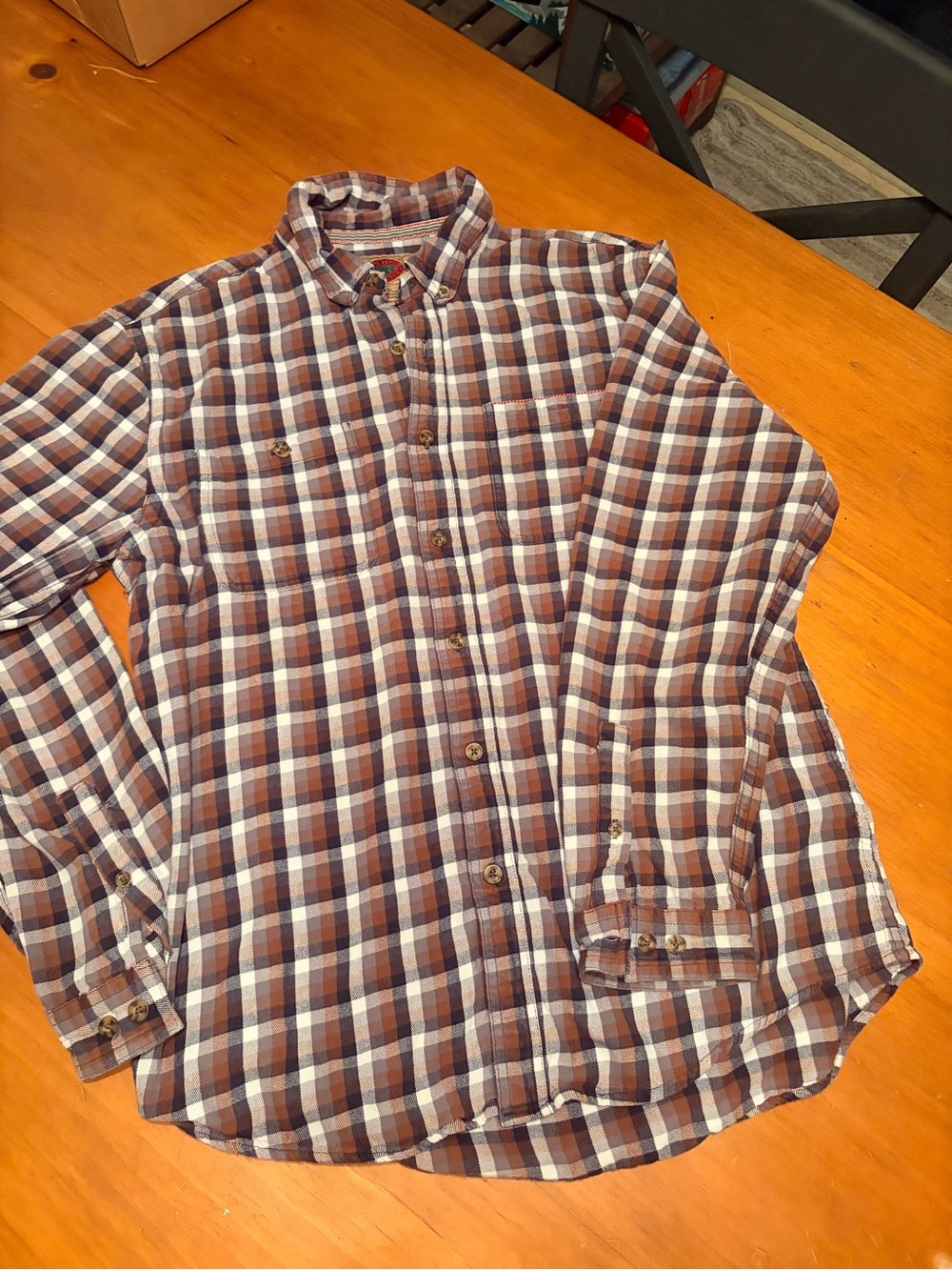Vintage Men's Plaid Button-Down Shirt in Brown and Blue